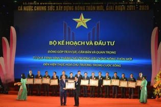 “Xây dựng nông thôn mới chỉ có điểm đầu, không có điểm kết thúc”