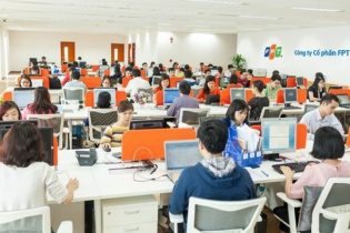 FPT: Thu 19.597 tỷ đồng 9 tháng, thị trường nước ngoài góp 42% doanh số