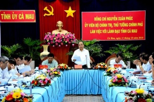 Thủ tướng Chính phủ Nguyễn Xuân Phúc làm việc với lãnh đạo tỉnh Cà Mau