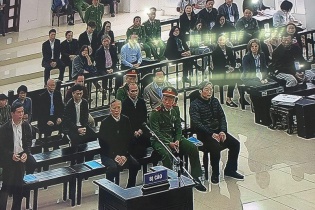 Diễn biến ngày đầu xét xử vụ Mobifone mua 95% cổ phần AVG