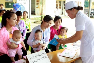 Những hành trình dài đầy thấp thỏm của “người vận chuyển” vắc xin