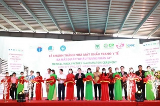 C.P. Việt Nam khánh thành nhà máy khẩu trang y tế