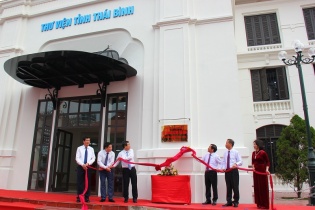 Thái Bình gắn biển công trình Thư viện tỉnh chào mừng Đại hội Đảng bộ tỉnh lần thứ XX