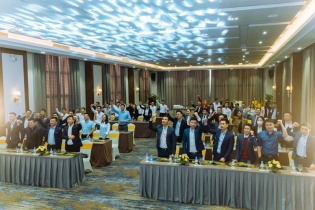 Tưng bừng lễ Kick-off “Thắp lửa chiến binh – Chinh phục kỳ quan FLC Grand Villa Halong”