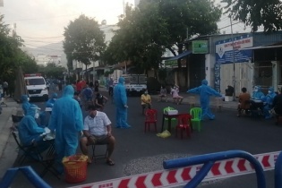 Khánh Hòa cấm tắm biển, giãn cách xã hội toàn Thành phố Nha Trang