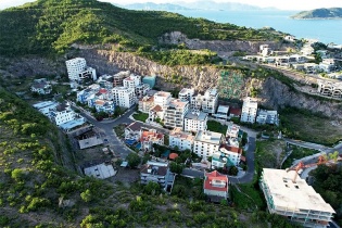 Tỉnh ủy Khánh Hòa yêu cầu khẩn trương cưỡng chế loạt biệt thự “khủng” tại 2 dự án