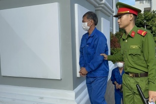 Cựu Giám đốc CDC Đà Nẵng tham ô kit test, bán lại cho Công ty Việt Á