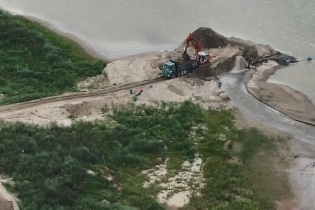 Bộ Tài nguyên và Môi trường yêu cầu kiểm tra việc lắp đặt trạm cân, camera mỏ cát