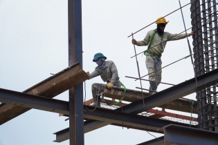 Khánh Hòa quyết liệt tăng tốc, hoàn thành giải ngân 100% vốn trong 2025