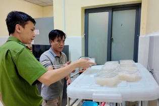 Công an Đà Nẵng khởi tố vụ sản xuất gần 11.000 hũ yến sào giả