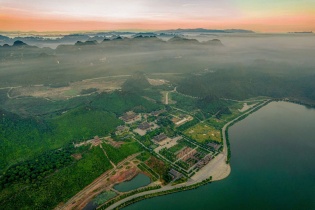 Ninh Bình đặt mục tiêu tăng trưởng GRDP 11%/năm, đón 30 triệu lượt khách du lịch