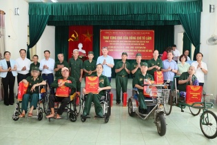 Hưng Yên: Trao quà của Tổng Bí thư, Chủ tịch nước Tô Lâm và của tỉnh tặng các thương binh, bệnh binh