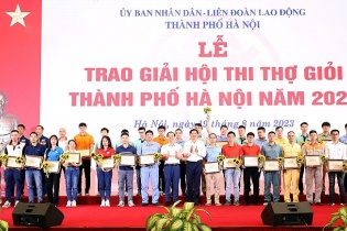 Tuyên dương cán bộ công đoàn cơ sở, tôn vinh thợ giỏi, lao động sáng tạo Thủ đô