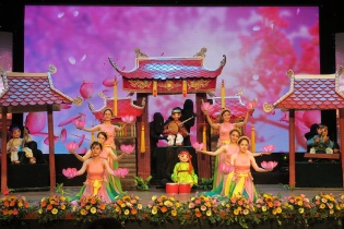 Khơi thông nguồn lực phát triển ngành công nghiệp văn hoá