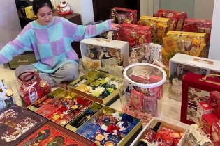 Giỏ quà Tết tầm trung hút khách 