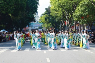 Lan toả nét đẹp người Hà Nội thanh lịch, văn minh