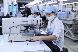 Doanh nghiệp dệt may với cuộc đua “xanh hoá"