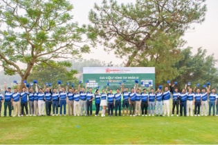 Giải golf “Vòng tay nhân ái” lần II: Lan tỏa yêu thương, hỗ trợ bệnh nhi ung thư khó khăn