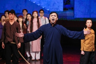 "Lửa từ đất" -  cuộc đời và sự nghiệp cách mạng của Bí thư Thành ủy Hà Nội đầu tiên