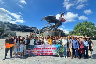 Vé máy bay nội địa tăng cao, khách Việt đồng loạt “quay xe”