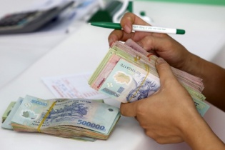 Bộ Nội vụ chuẩn bị cải cách tiền lương sau 7 lần tăng lương cơ sở