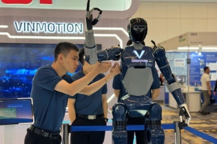 Lộ trình phát triển năng lượng bền vững cho ngành công nghiệp bán dẫn Việt Nam