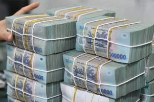 Nhiều ngành ghi nhận lương quản lý ở mức trên 100 triệu đồng/tháng