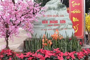 Đền Măng Sơn rộn ràng mùa lễ hội đầu năm