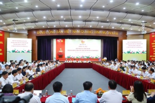 Hơn 800 nhiệm vụ dồn về cơ sở, Bộ Nội vụ đặt bài toán phân quyền