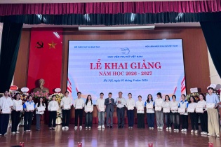 Học bổng “Vì trẻ em Việt Nam” lần đầu đến với sinh viên Học viện Phụ nữ Việt Nam
