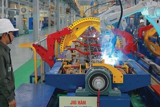 Mạnh tay cải cách để đạt mục tiêu tăng trưởng 2018