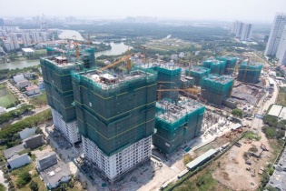 Bất động sản TP.HCM: Cơ hội bung hàng mới