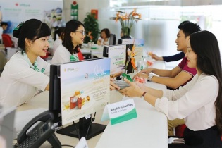 Ngân hàng rầm rộ chia cổ tức