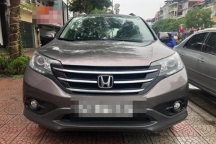 Cận Tết: Xe mới, xe cũ "rủ nhau" tăng giá