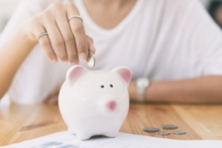 Bạn cần có bao nhiêu tiền tiết kiệm ở tuổi 30, 40, 50