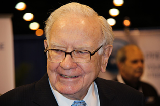 Tỷ phú Warren Buffett thường mang bao nhiêu tiền trong ví?
