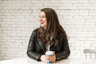 Cô gái 24 tuổi khiến bạn nhận ra vì sao mình chưa giàu