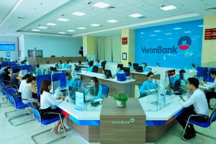 Gửi tiền ưu đãi sốc, đón cơn lốc quà tặng