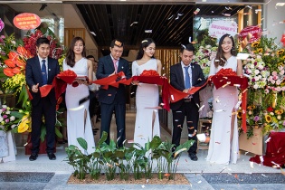 Khang Minh Group khai trương Showroom Conslab Thạch Anh đầu tiên tại Hà Nội Khang Minh Group khai trương Showroom Conslab Thạch Anh đầu tiên tại Hà Nội