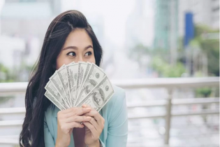 Cách cảm thấy giàu với số tiền hiện có