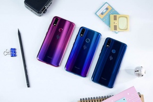 Vingroup công bố dòng điện thoại Vsmart Joy2+