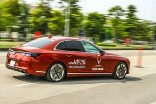 Lái thử xe VinFast Lux: Chuyên gia "xịn", bài thử "hay", tặng vé VIP xem đua xe F1