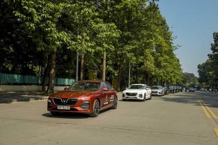 Khách sở hữu xe VinFast nhận thêm quà trị giá cả trăm triệu