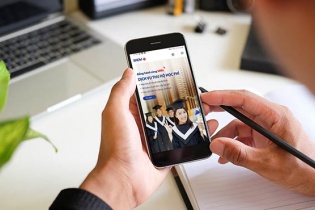 Dịch vụ thu hộ - giải pháp thúc đẩy thanh toán phi tiền mặt trong ngành giáo dục