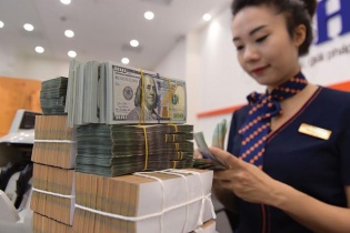 Thanh khoản ngân hàng đang rất dồi dào dù sát Tết