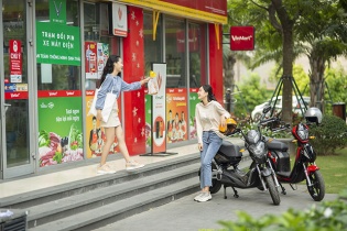 VinFast bổ sung bộ sạc pin rời cho 3 dòng xe máy điện