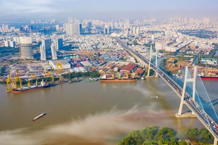 Bất động sản phía Nam gặp khó, vì sao vẫn có nhiều doanh nghiệp trụ vững?