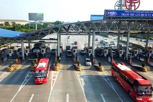 Miễn giảm phí sử dụng đường bộ với các đơn vị kinh doanh vận tải 