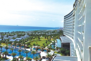 Bất động sản TP.HCM: Hàng loạt khách sạn trăm tỷ được chào bán