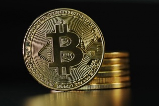 Giá Bitcoin giao dịch quanh mức 10.700 USD, thị trường ảm đạm